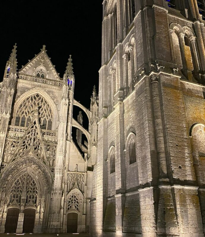 Visites touristiques privées avec chauffeur VIP City Cab Paris pour découvrir les sites historiques et culturels